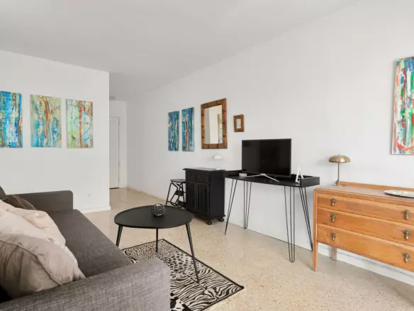 2-bedroom Apartment In Marbella, Spain (90 M²)