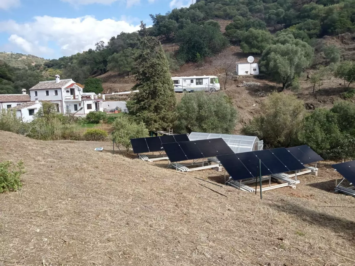 4-bedroom Country House In Casares, Spain (175 M²)