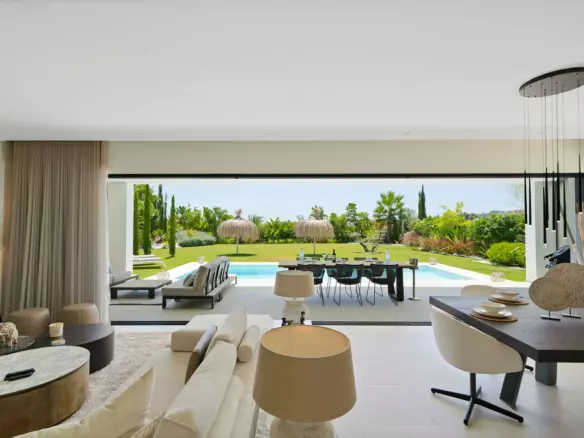 4-bedroom Villa In Mijas, Spain (314 M²)
