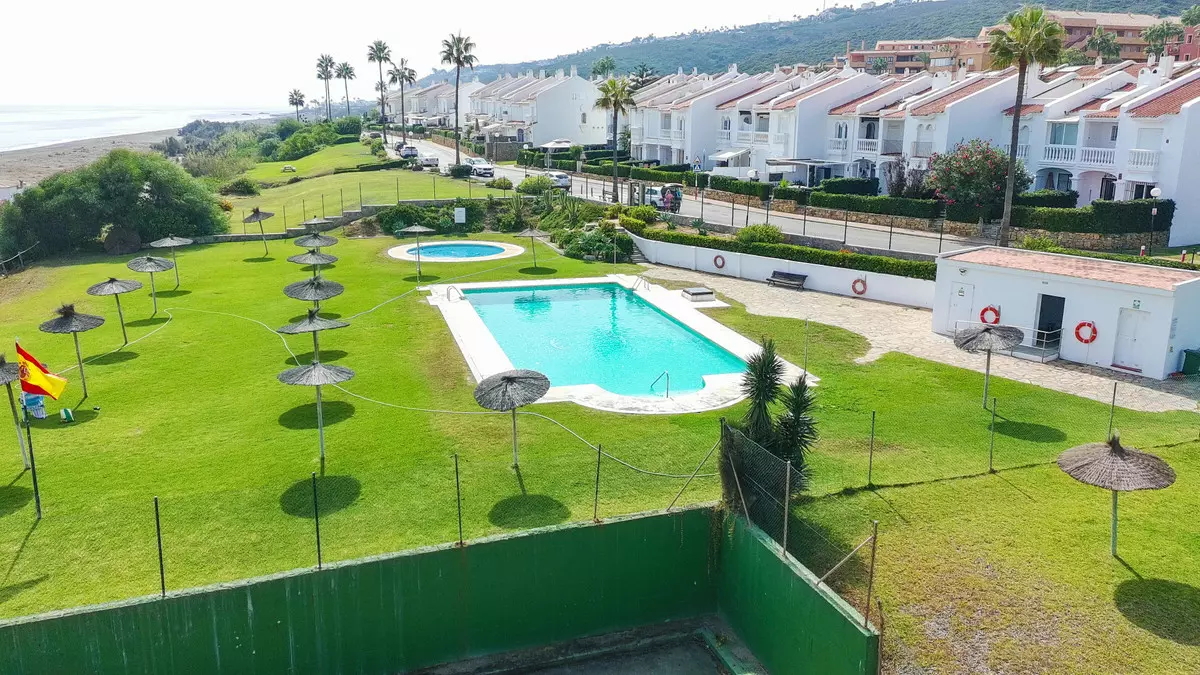 2-bedroom Town House In Manilva, Spain (64 M²)