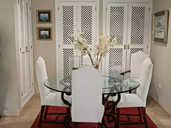 3-bedroom Apartment In Estepona, Spain (208 M²)