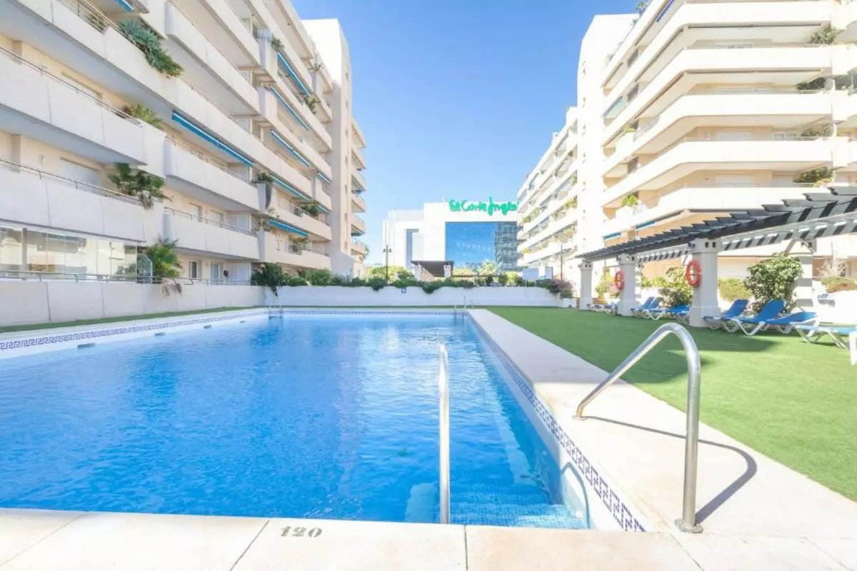 1-bedroom Apartment In Marbella, Spain (60 M²)