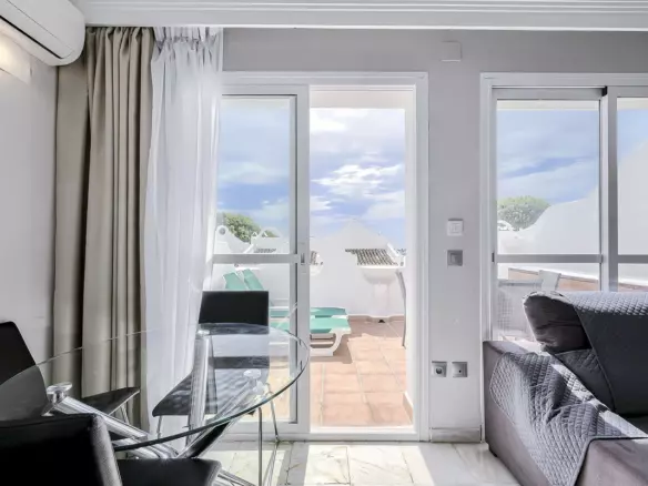 2-bedroom Town House In Marbella, Spain (82 M²)
