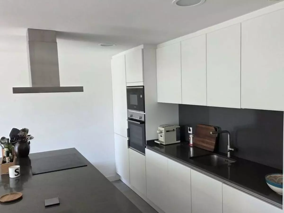 3-bedroom Apartment In Estepona, Spain (120 M²)