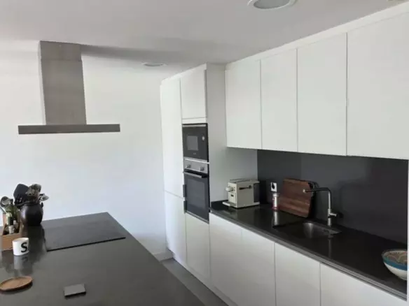 3-bedroom Apartment In Estepona, Spain (120 M²)