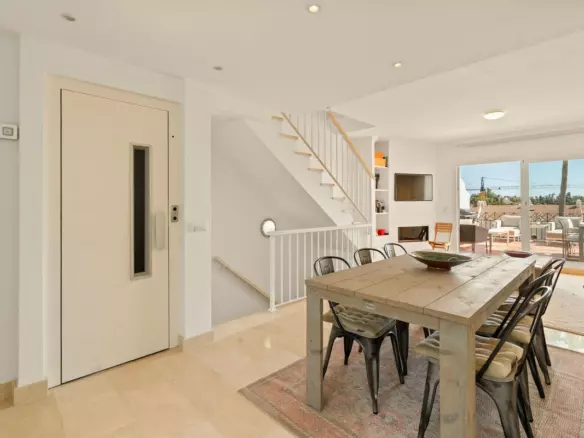 3-bedroom Town House In Estepona, Spain (165 M²)