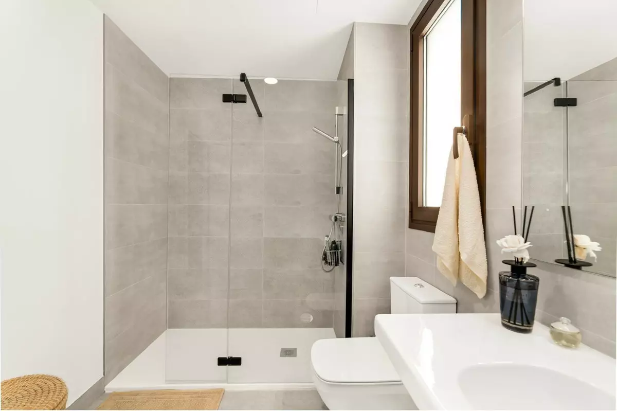 3-bedroom Apartment In Estepona, Spain (123 M²)