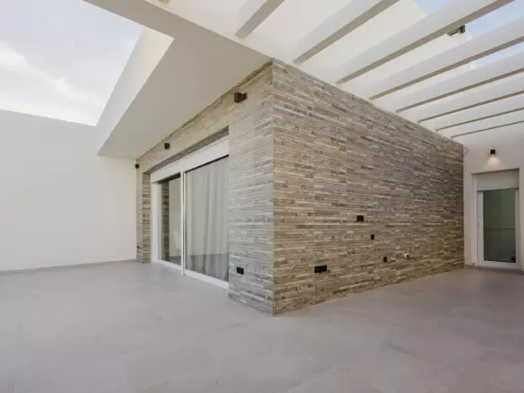 4-bedroom Villa In Algorfa, Spain (362 M²)