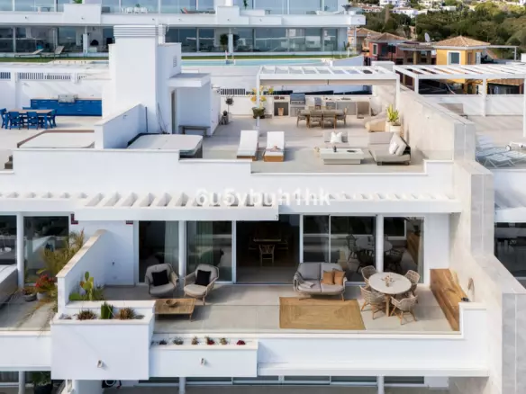 3-bedroom Apartment In Benalmádena, Spain (260 M²)
