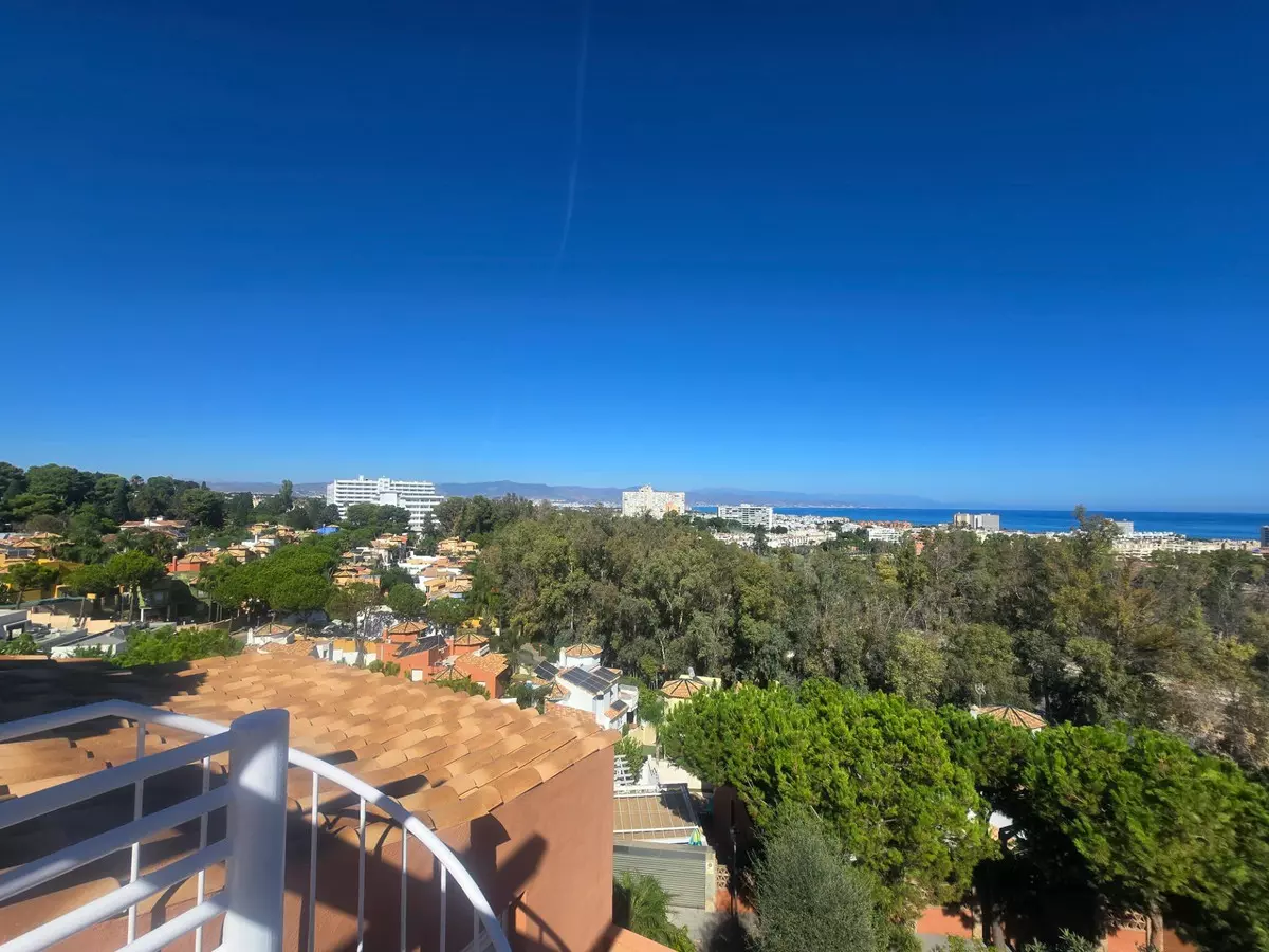 3-bedroom Villa In Torremolinos, Spain (235 M²)