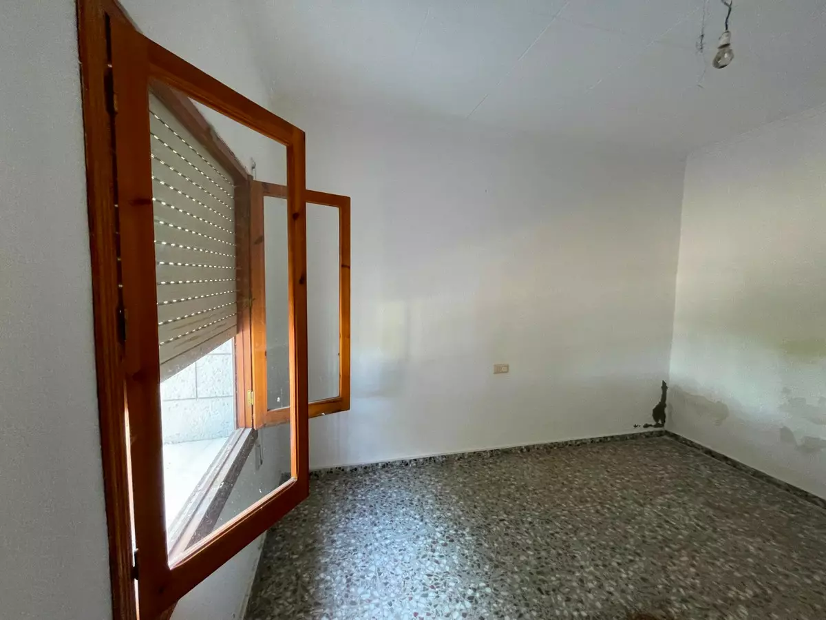 2-bedroom Villa In Redovan, Spain (319 M²)