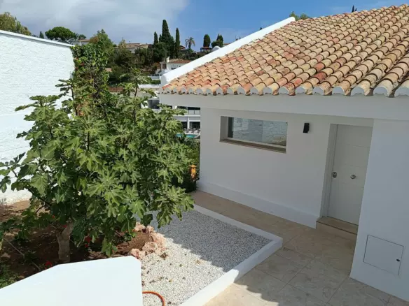 5-bedroom Villa In Mijas, Spain (265 M²)