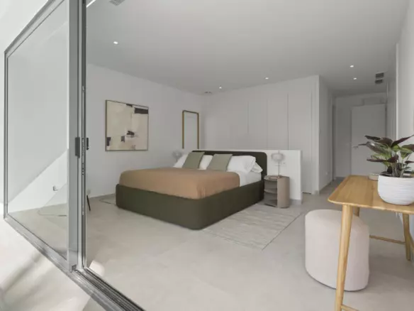 3-bedroom Villa In Benidorm, Spain (227 M²)
