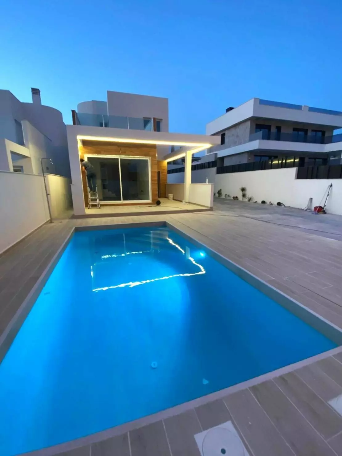 3-bedroom Villa In Torrevieja, Spain (120 M²)