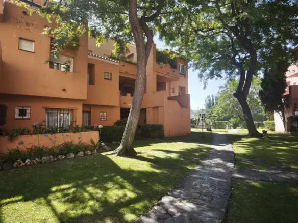 2-bedroom Apartment In Marbella, Spain (104 M²)