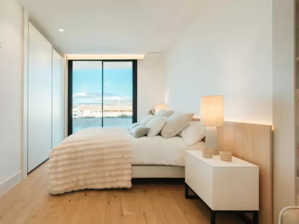 3-bedroom Apartment In L'alfas Del Pi, Spain (105 M²)