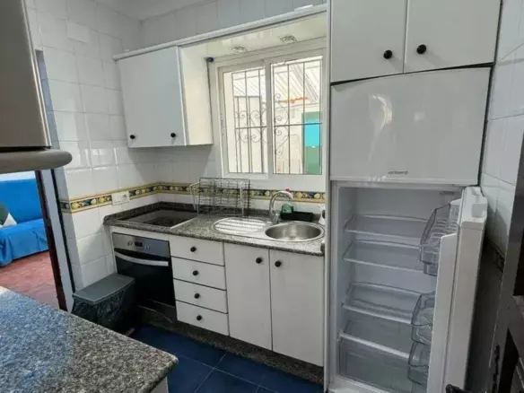 3-bedroom Villa In Estepona, Spain (100 M²)