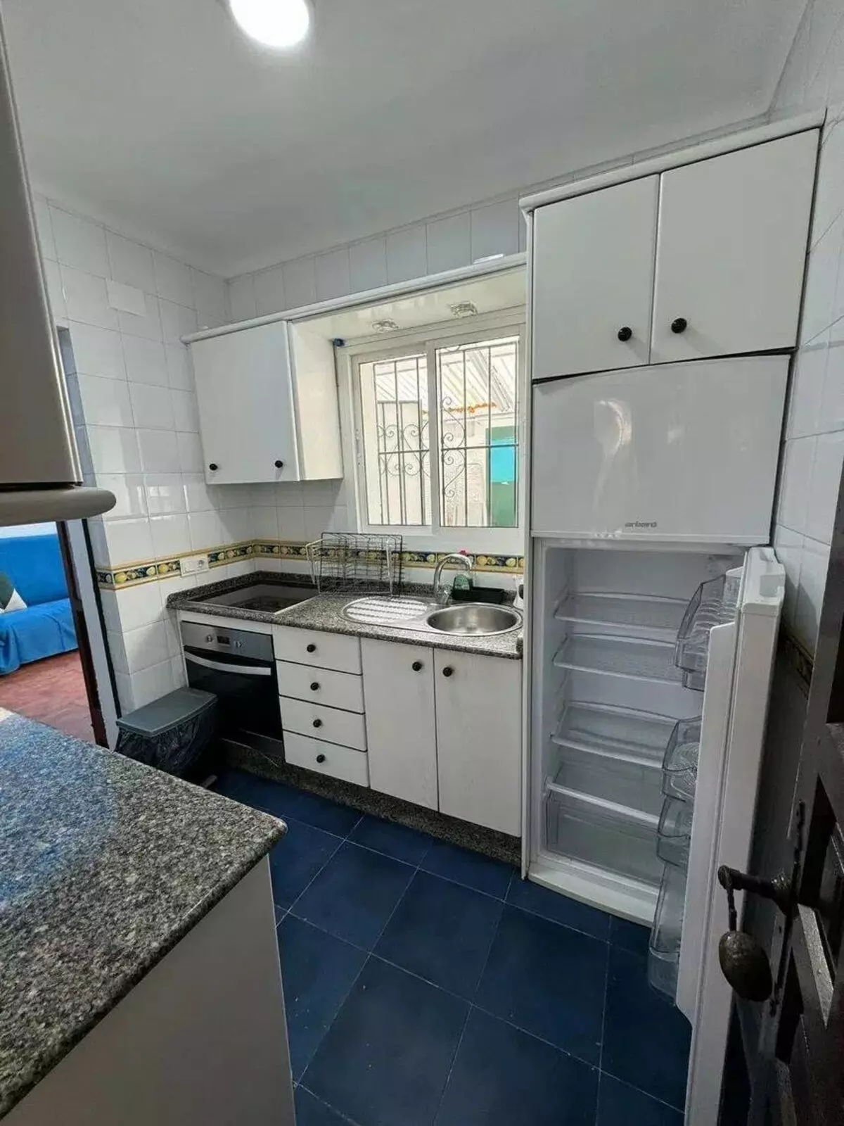 3-bedroom Villa In Estepona, Spain (100 M²)