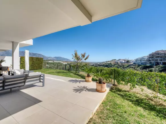 3-bedroom Apartment In Mijas, Spain (89 M²)