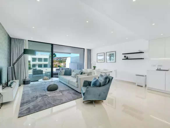 2-bedroom Apartment In Estepona, Spain (91 M²)