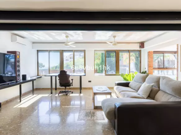 5-bedroom Villa In Torremolinos, Spain (288 M²)
