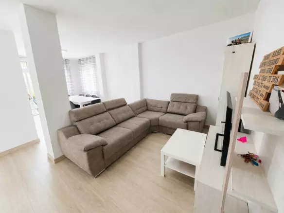 3-bedroom Apartment In Málaga, Spain (115 M²)
