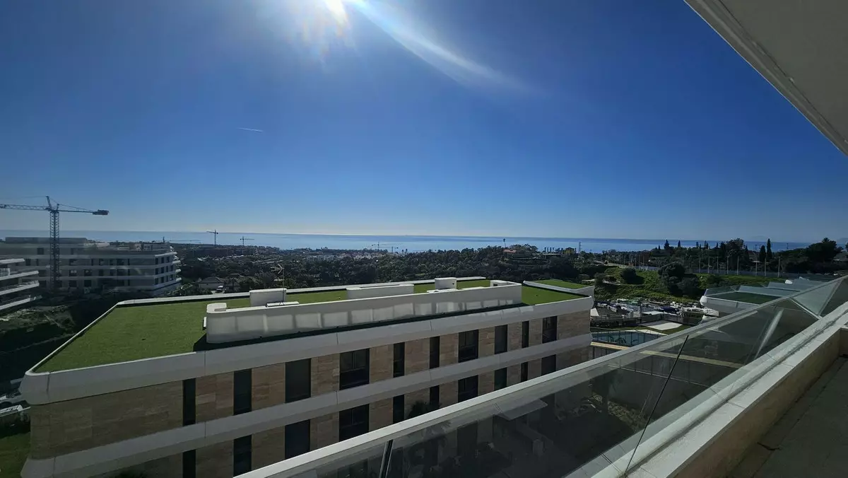 2-bedroom Apartment In Estepona, Spain (118 M²)