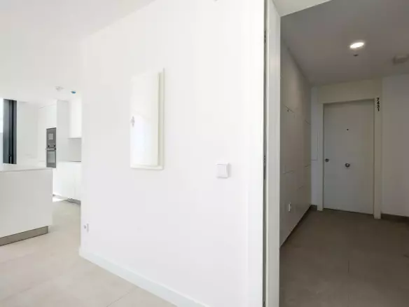 3-bedroom Apartment In Fuengirola, Spain (132 M²)