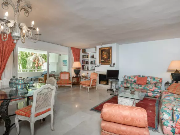 3-bedroom Apartment In Marbella, Spain (121 M²)