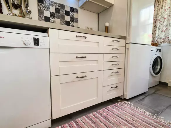2-bedroom Town House In Manilva, Spain (64 M²)