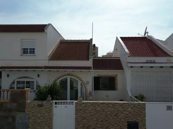 3-bedroom Town House In Torrevieja, Spain (58 M²)