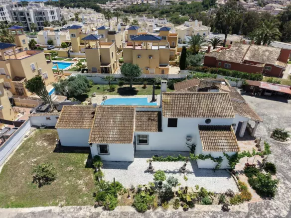 Villa In Orihuela
