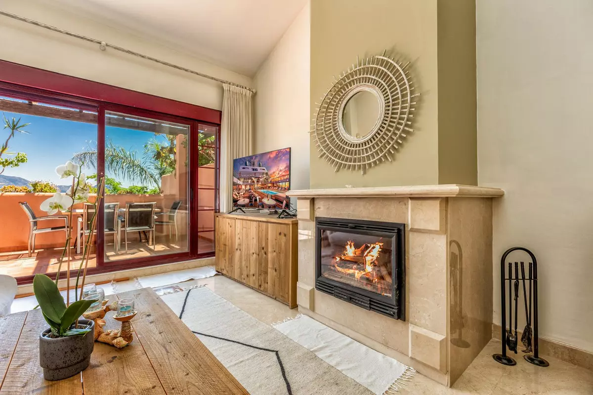 3-bedroom Apartment In Marbella, Spain (163 M²)