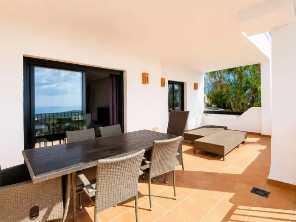 2-bedroom Apartment In Casares, Spain (109 M²)