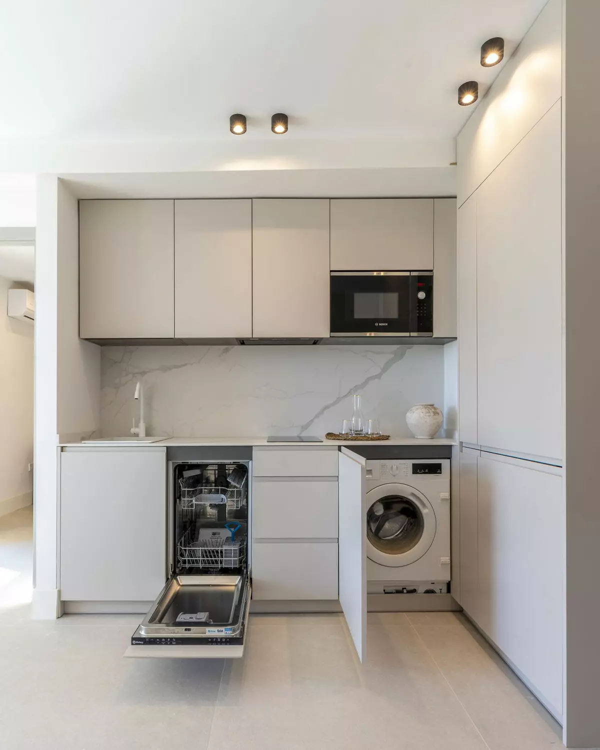 1-bedroom Apartment In Marbella, Spain (55 M²)