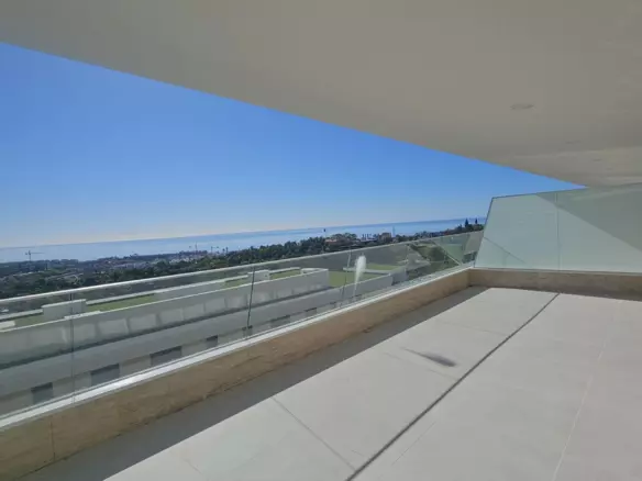 2-bedroom Apartment In Estepona, Spain (118 M²)