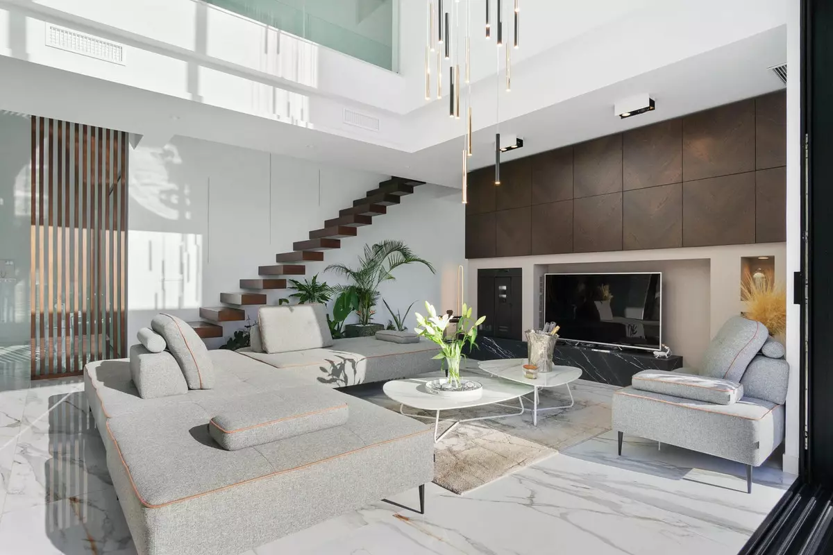 4-bedroom Villa In Orihuela, Spain (550 M²)