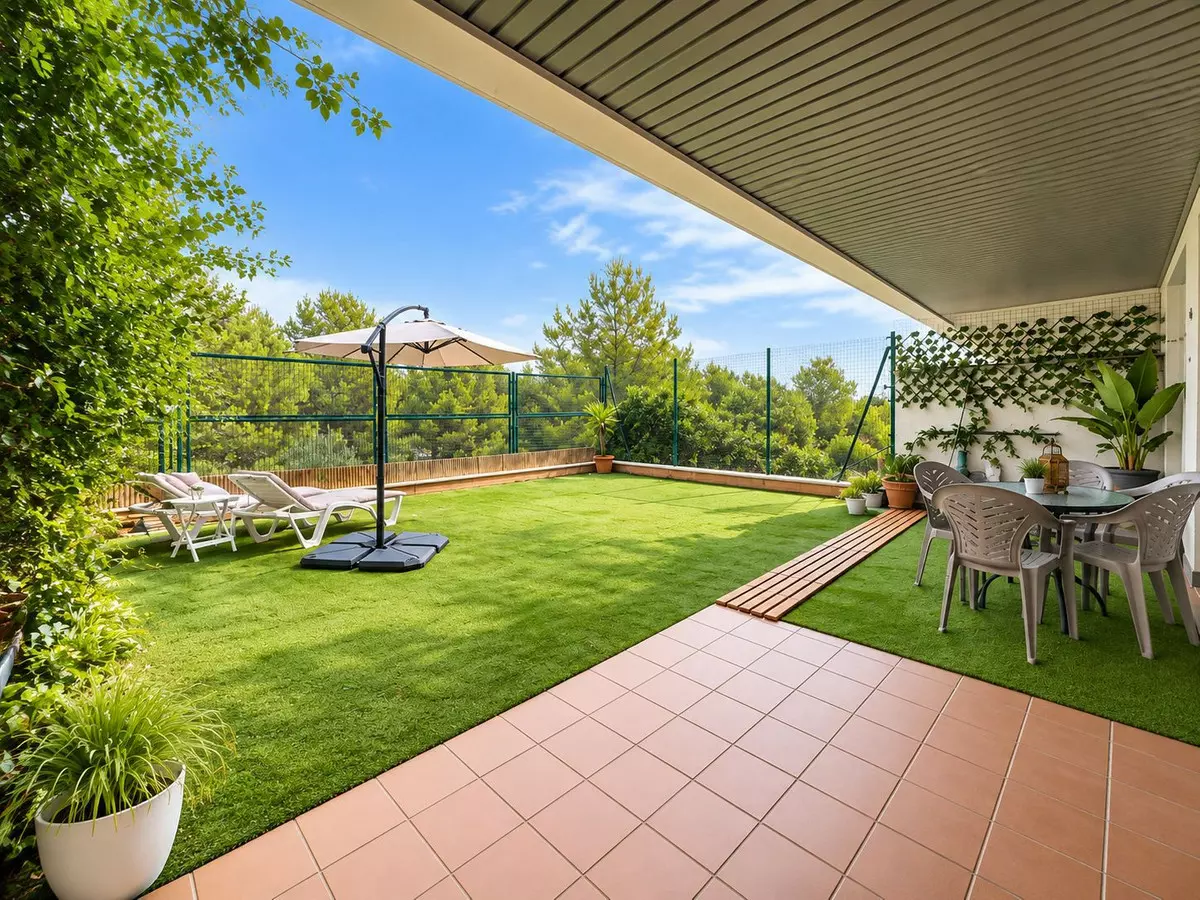3-bedroom Apartment In Torremolinos, Spain (136 M²)
