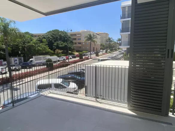 3-bedroom Apartment In Estepona, Spain (93 M²)