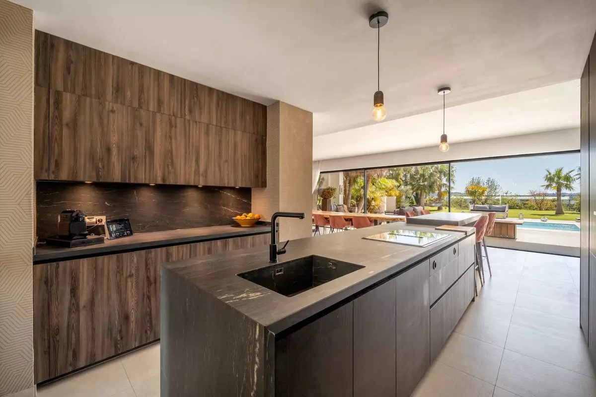 4-bedroom Villa In Mijas, Spain (538 M²)