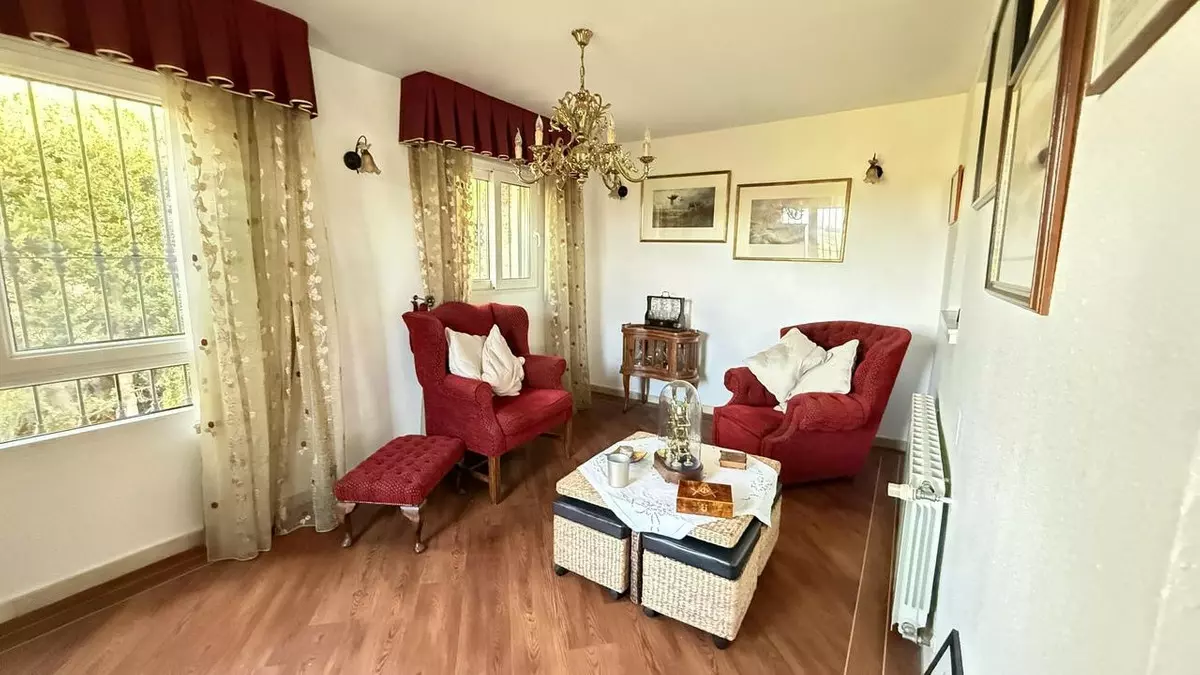 5-bedroom Villa In Orihuela, Spain (220 M²)