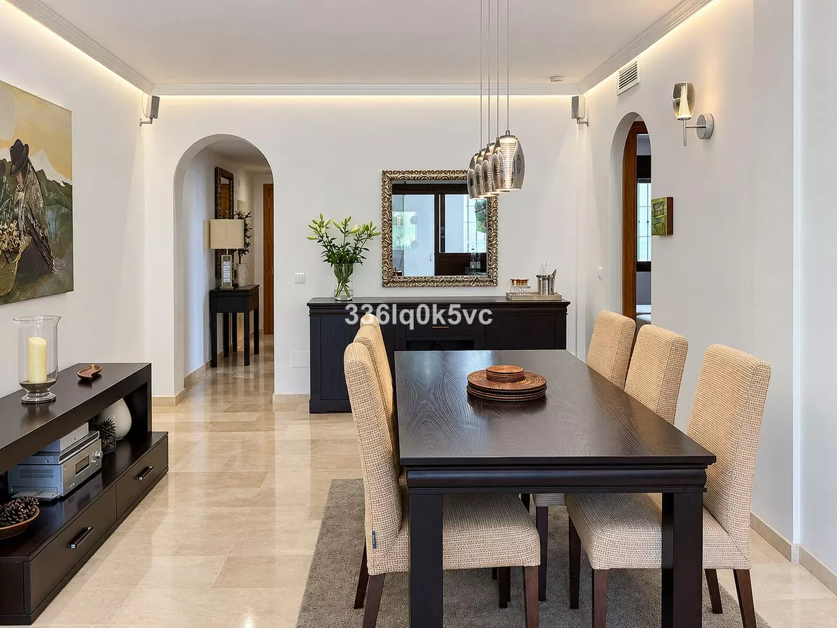 2-bedroom Apartment In Benahavis, Spain (115 M²)