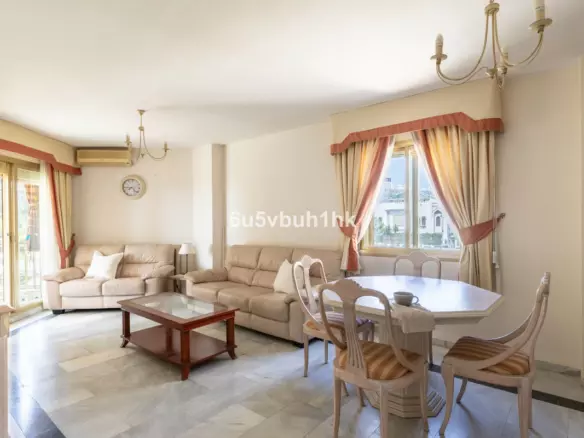 2-bedroom Apartment In Fuengirola, Spain (119 M²)