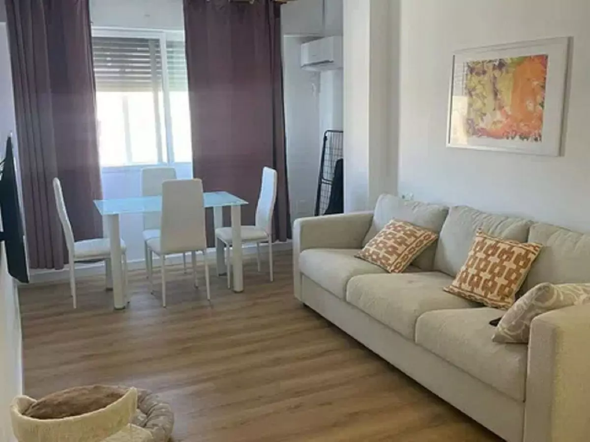 3-bedroom Apartment In Málaga, Spain (110 M²)