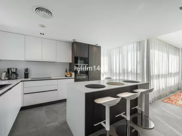 3-bedroom Apartment In Benahavis, Spain (155 M²)