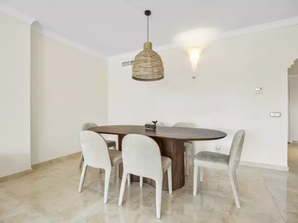 2-bedroom Apartment In Estepona, Spain (155 M²)