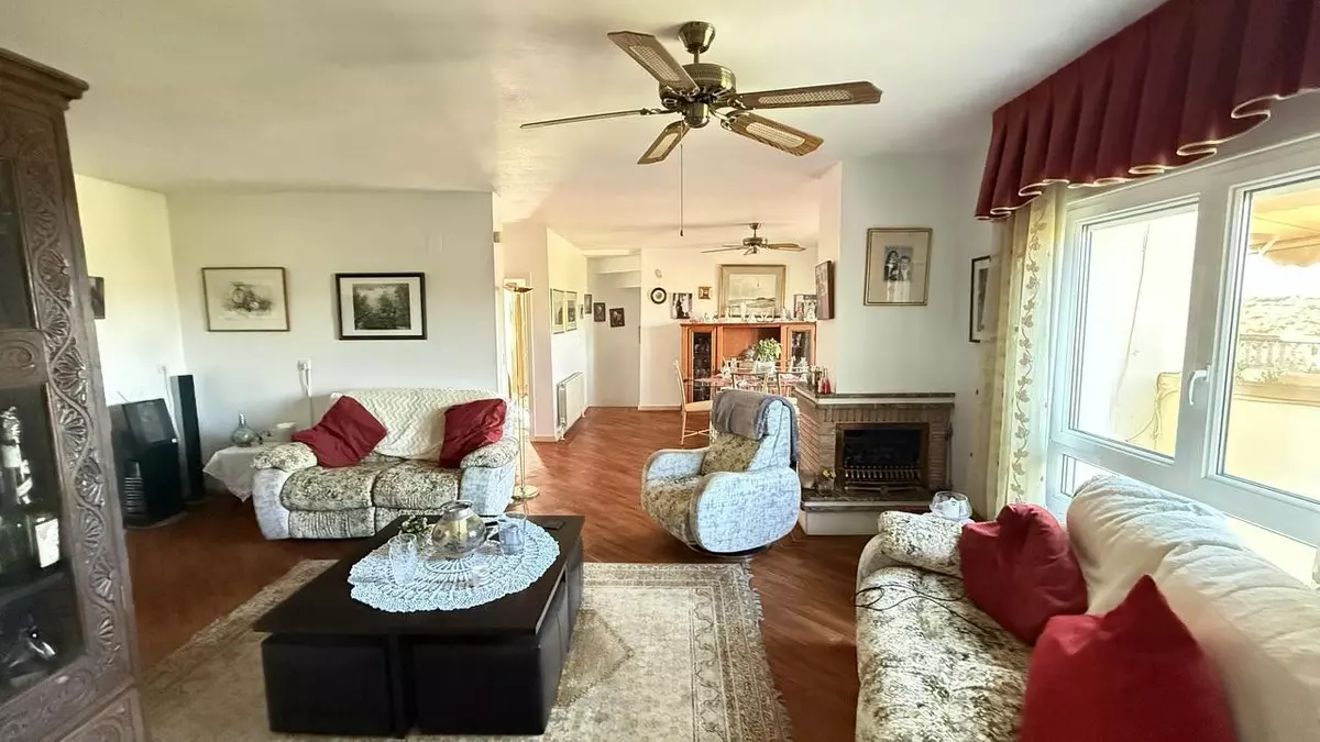 5-bedroom Villa In Orihuela, Spain (220 M²)