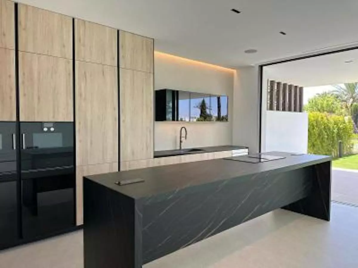 3-bedroom Town House In Marbella, Spain (375 M²)