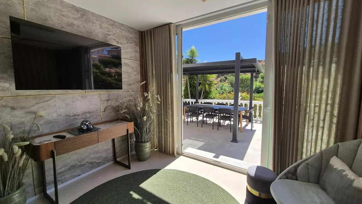 4-bedroom Villa In Mijas, Spain (185 M²)