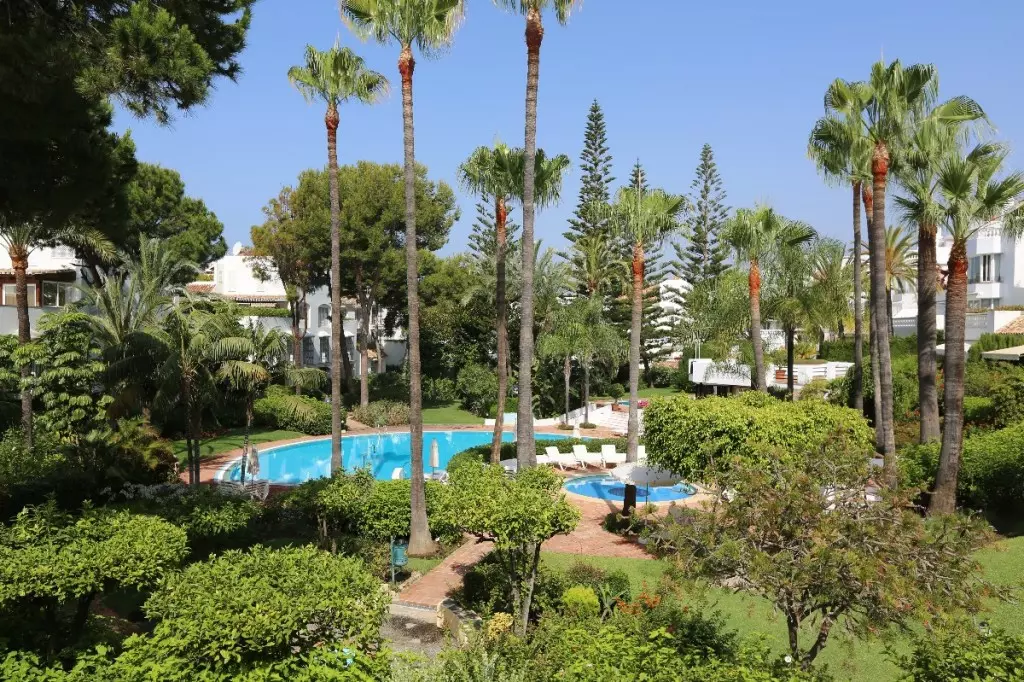 1-bedroom Apartment In Marbella, Spain (76 M²)